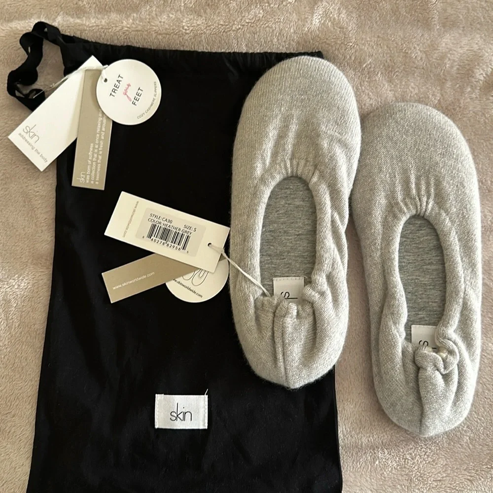 Skin 100% Cashmere Slippers - Picture 1 of 4